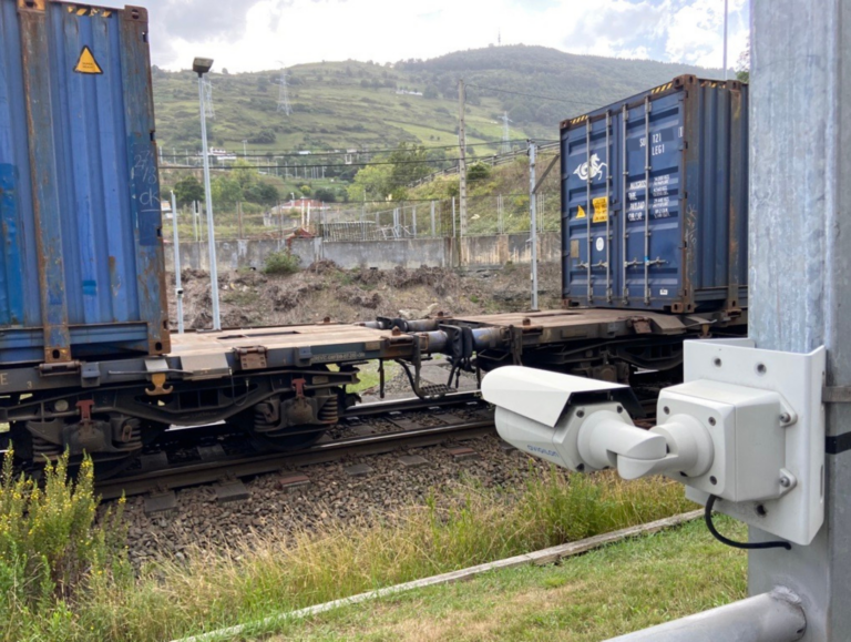 Des caméras OCR pour contrôler le fret ferroviaire entrant et sortant dans le port de Bilbao